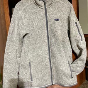 Patagonia Women's Better Sweater Jacket full zip fleece in PELICAN color